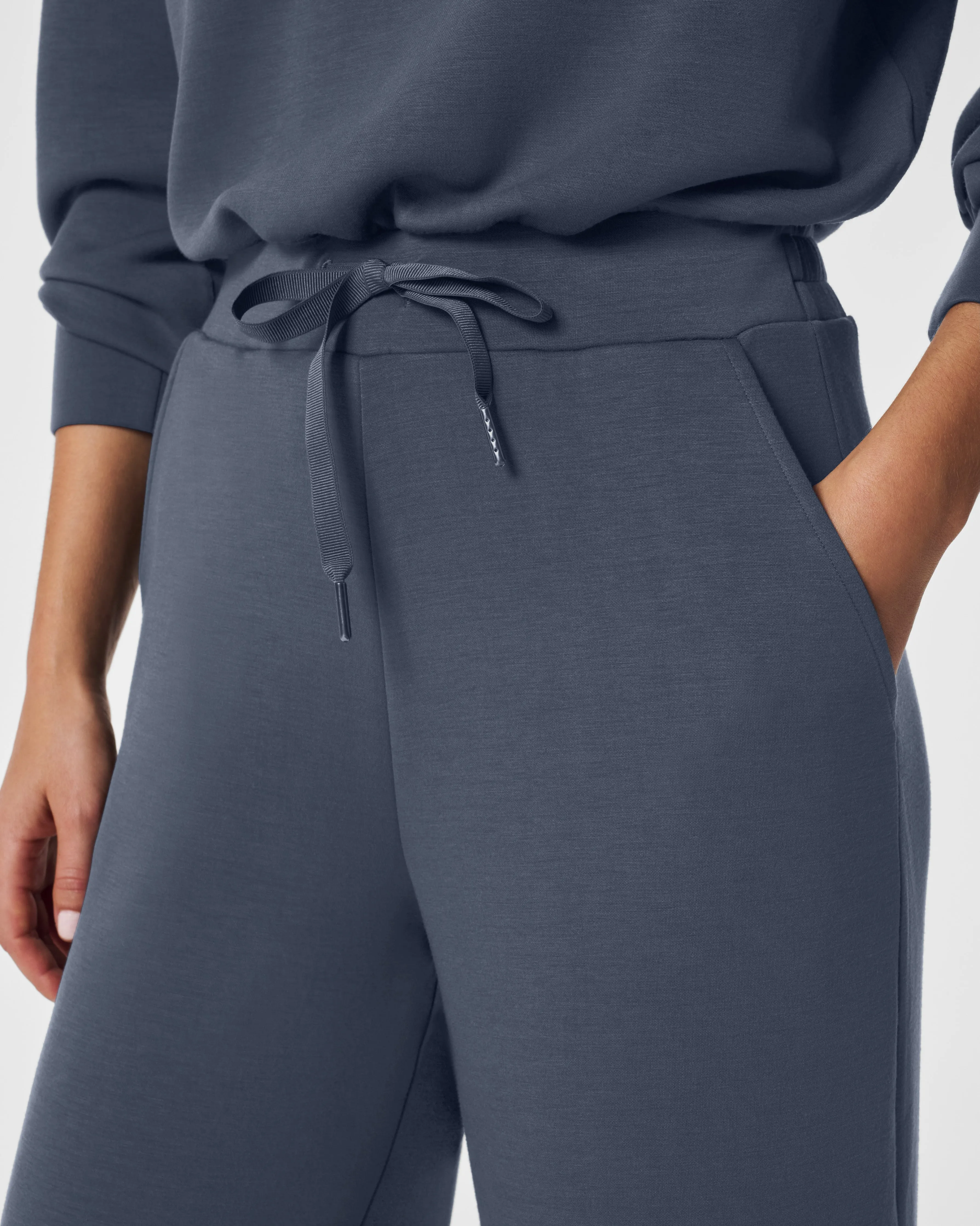 Chic Off-Shoulder AirEssentials Jumpsuit for Effortless Style and Comfort
